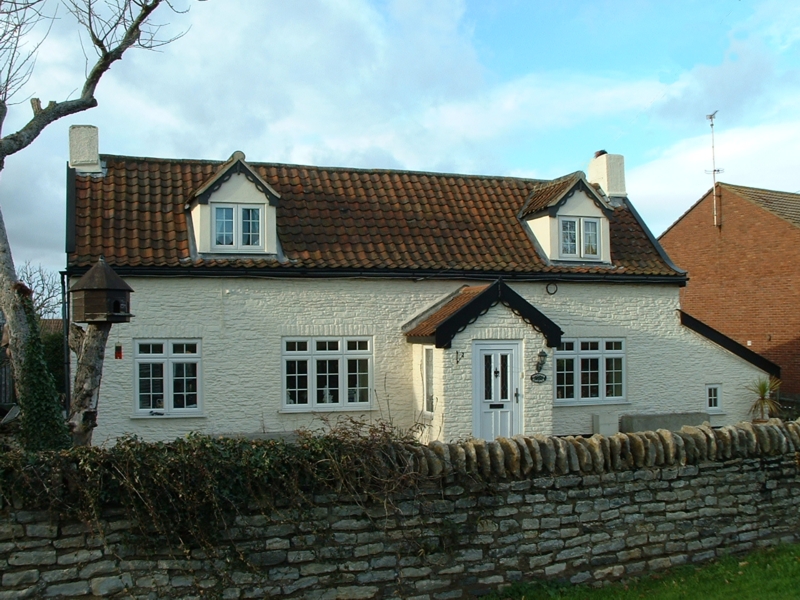 Photos of houses on North Road