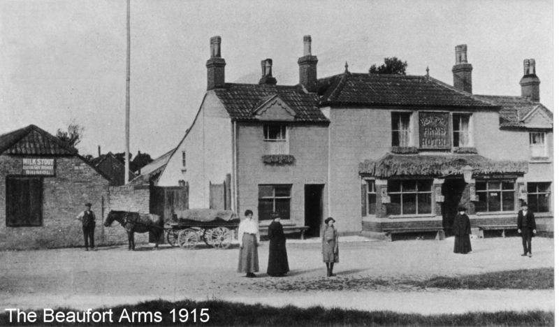 Photo of The Green Beaufort Arms circa 1915